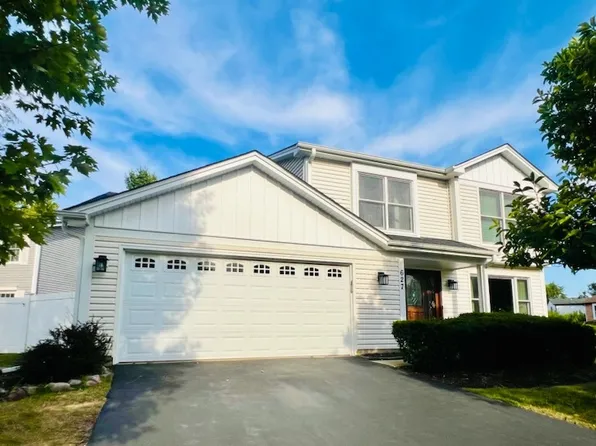 627 Sunrise Ct, Carol Stream, IL 60188