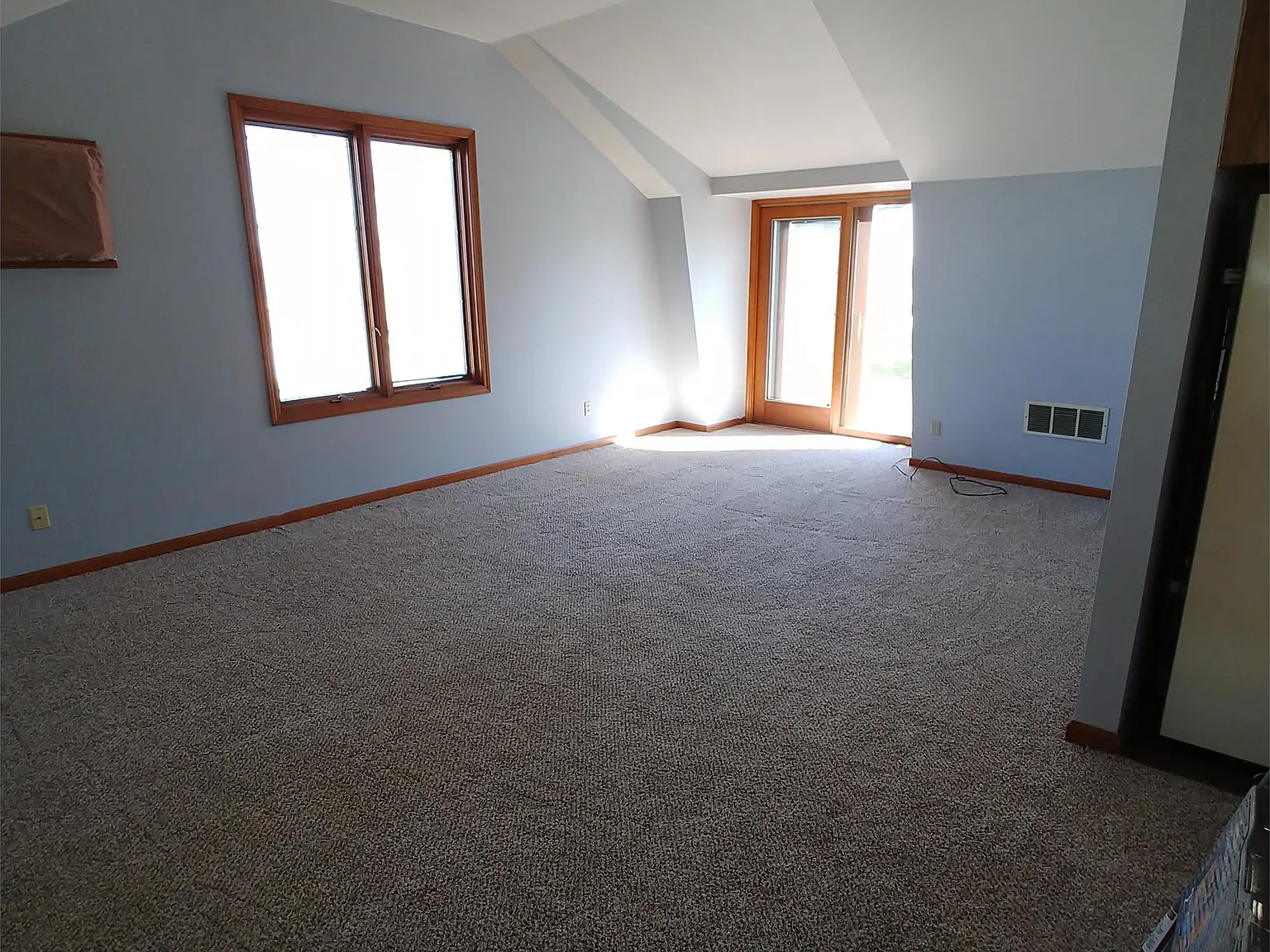 7190 N. Roanoke Rd. - 7 — Photo 1
