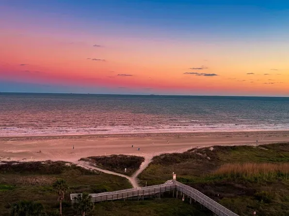1401 E Beach Dr Unit 703, Galveston, TX 77550