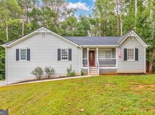 29 Indian Creek Ln, Powder Springs, GA 30127
