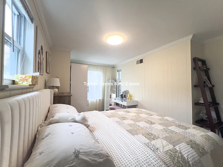 57 Cedar St #6A — Photo 9