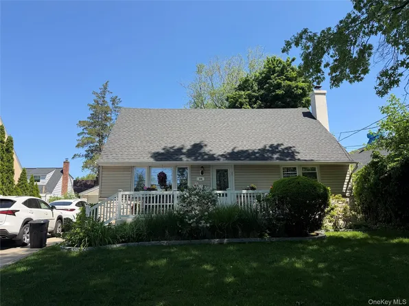 84 Wilson Boulevard, New Hyde Park, NY 11040