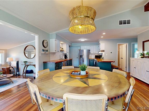 4th image of 285 Liahona Cir