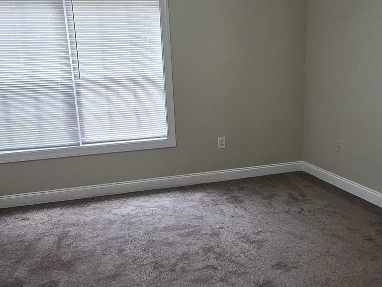 2057 Silvercrest Dr #C — Photo 6