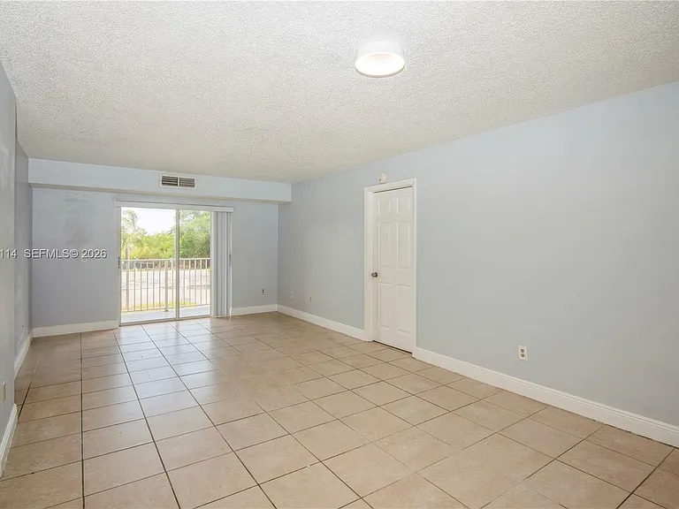 8200 SW 210th St #111 — Photo 16