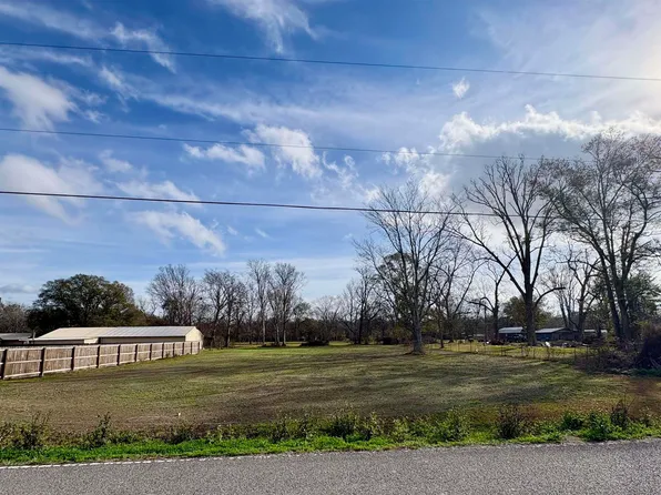 Ernest Floyd Rd N, Gonzales, LA 70737