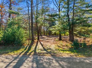 W7735 Buttercup Ln, Wautoma, WI 54982