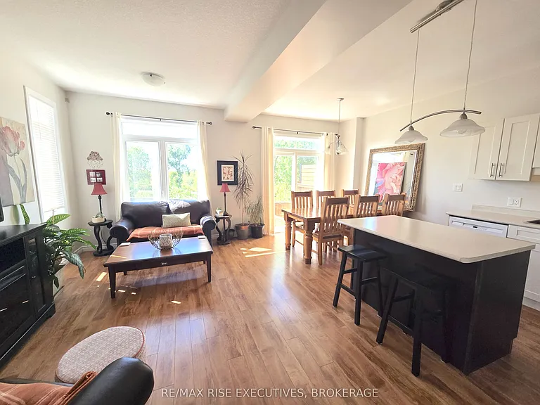 949 Blossom St #1 — Photo 8