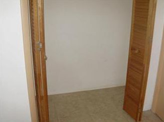 4th image of 4891 SW 26th Ave