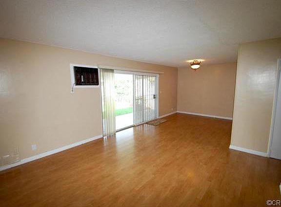 5th image of 15127 Mystic St