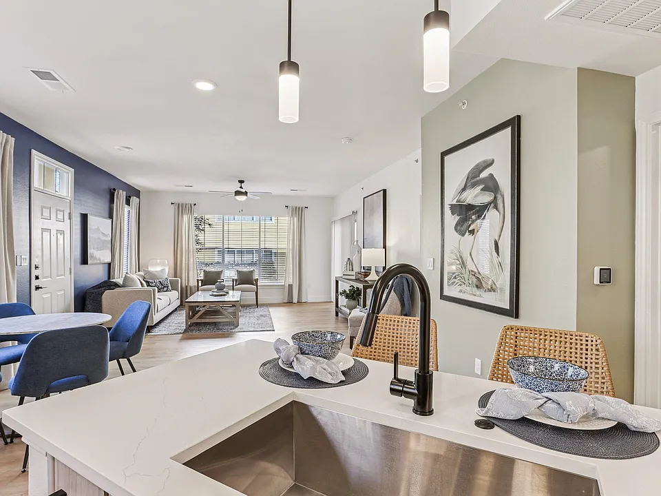 Astoria Kitchen Finishes