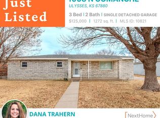 1008 N Comanche St, Ulysses, KS 67880