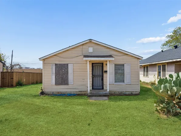 1224 E Morningside Dr, Fort Worth, TX 76104