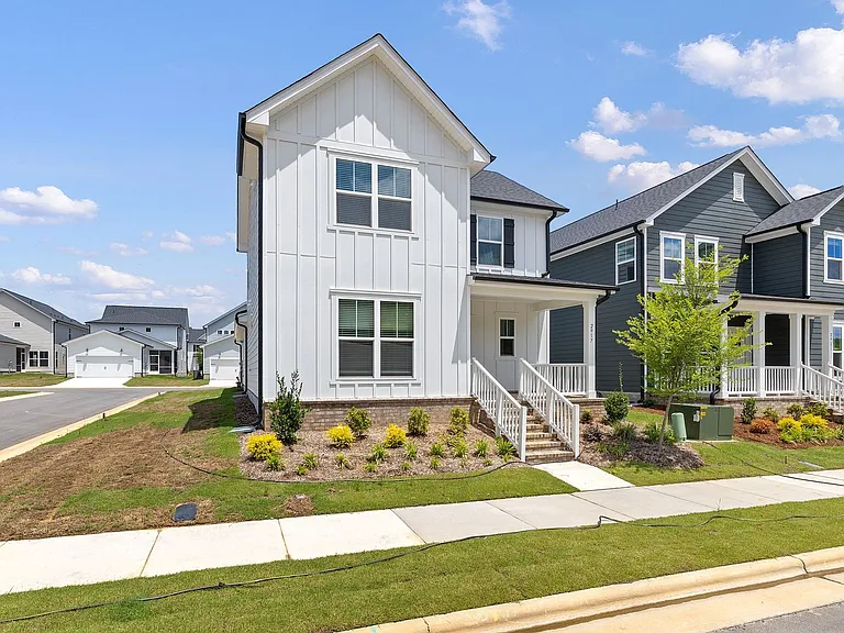 2917 Horse Rein Pl — Photo 3