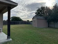 3 bed, 2.0 bath, 2030 sqft, $1,950 — Photo 2