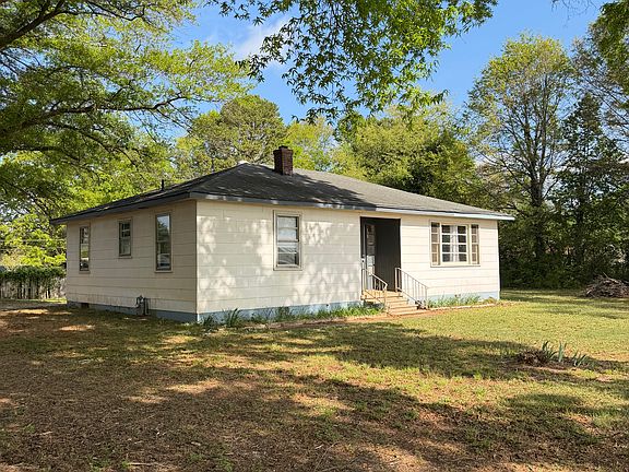 2nd image of 708 Springfield Rd