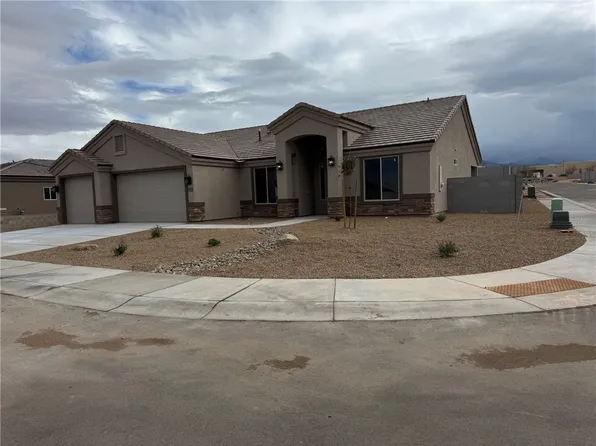 3656 Wheatland Ave, Kingman, AZ 86401