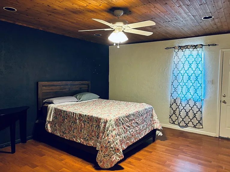 4901 Timber Ln — Photo 17