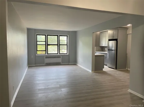 2 Fisher Drive #307, Mount Vernon, NY 10552