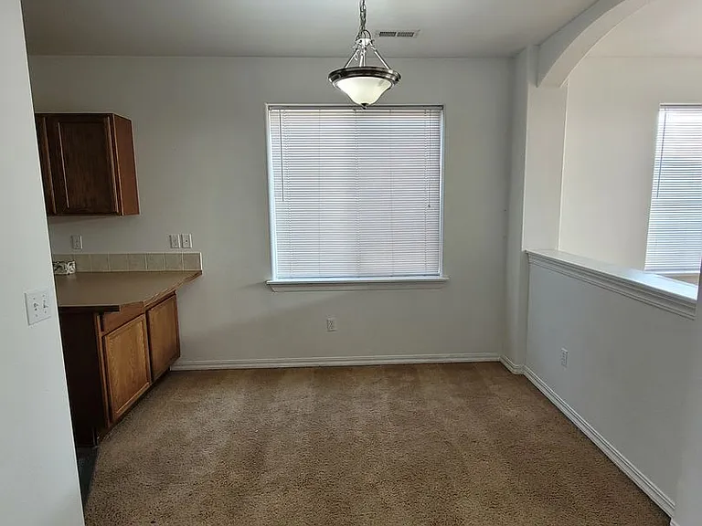 525 Florida St — Photo 4