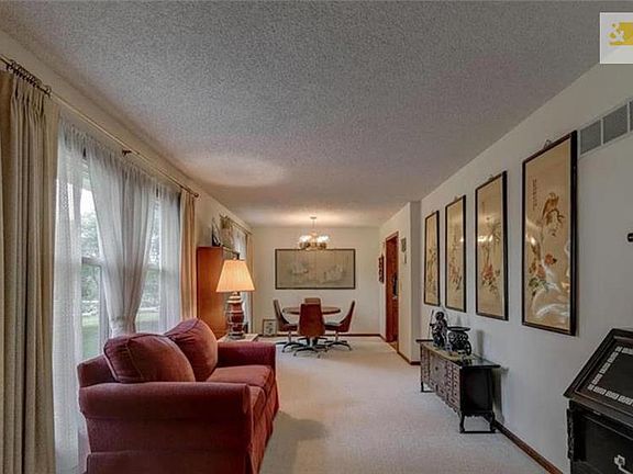 Front living room off the foyer