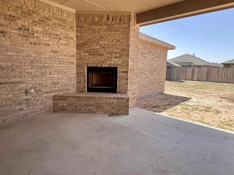 605 Dupont Ct — Photo 20