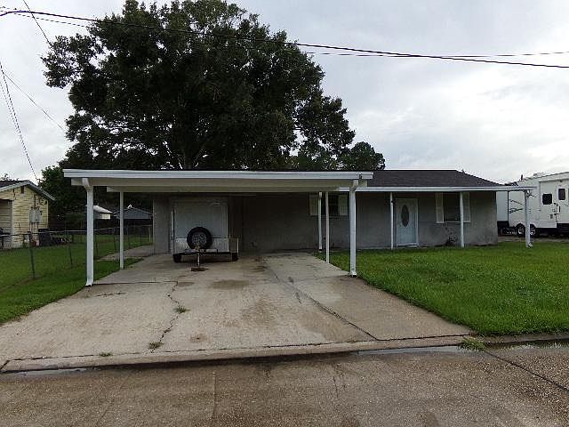 1st image of 614 Exey Dr