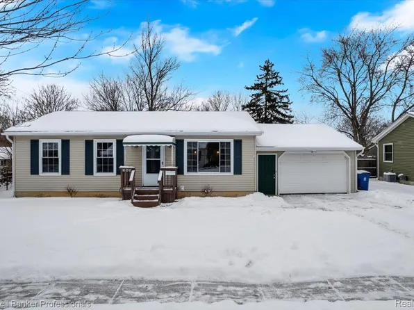 801 Hemlock Dr, Davison, MI 48423