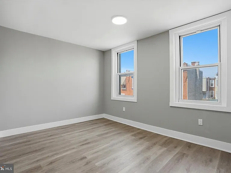 3185 Agate St — Photo 20