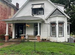 204 S 14th St, Saint Joseph, MO 64501