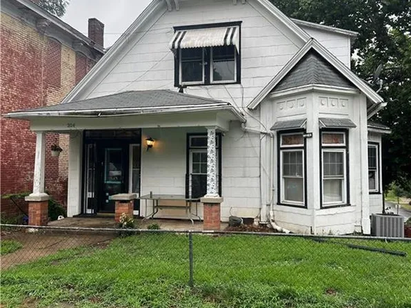 204 S 14th St, Saint Joseph, MO 64501