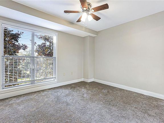 4th image of 3456 Cleary Ave Ste 205