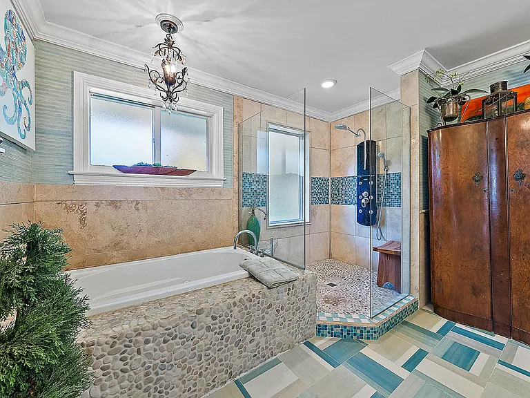 12140 SE Indian River Dr N — Photo 27