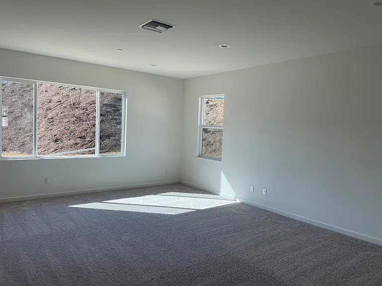 20649 Boxcar Ct — Photo 32