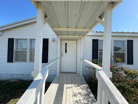 2nd image of 9990 Highway 199 W