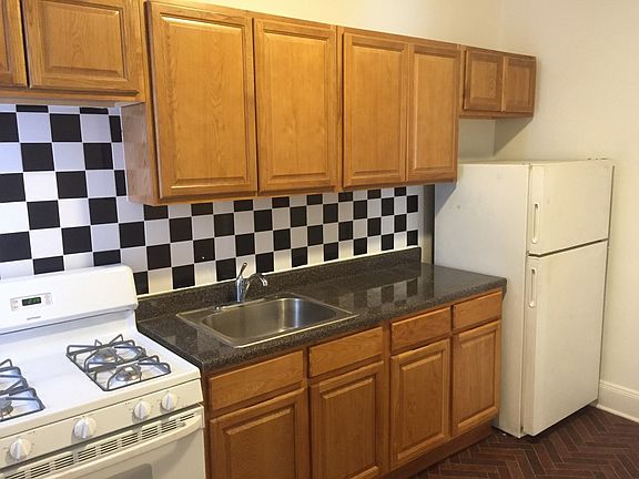 2nd image of 4529 42nd St APT 1A