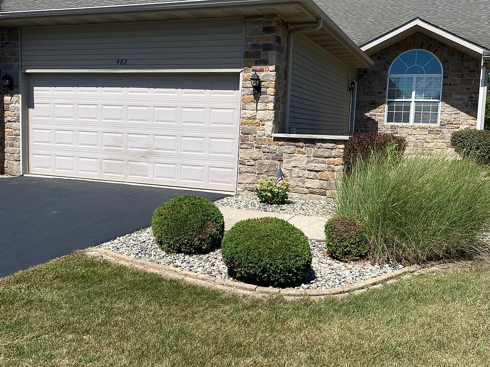 1st image of 482 W Gard Dr