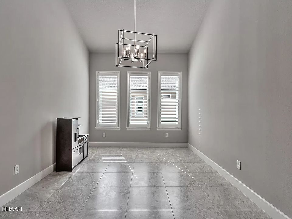 1st image of 653 Mosaic Blvd