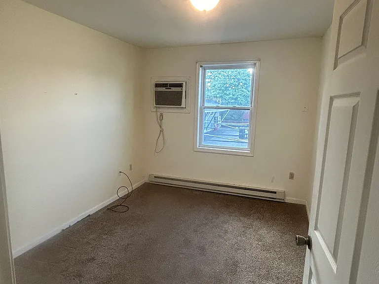 593 Market St #2 — Photo 4