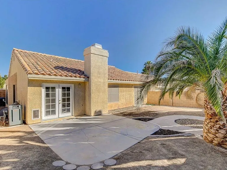 9533 Chianti Ln — Photo 18