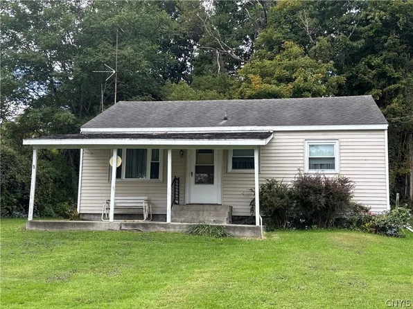 1 Allison Ln, Marathon, NY 13803
