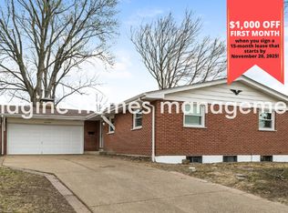 104 Canary Ln, Saint Charles, MO 63301