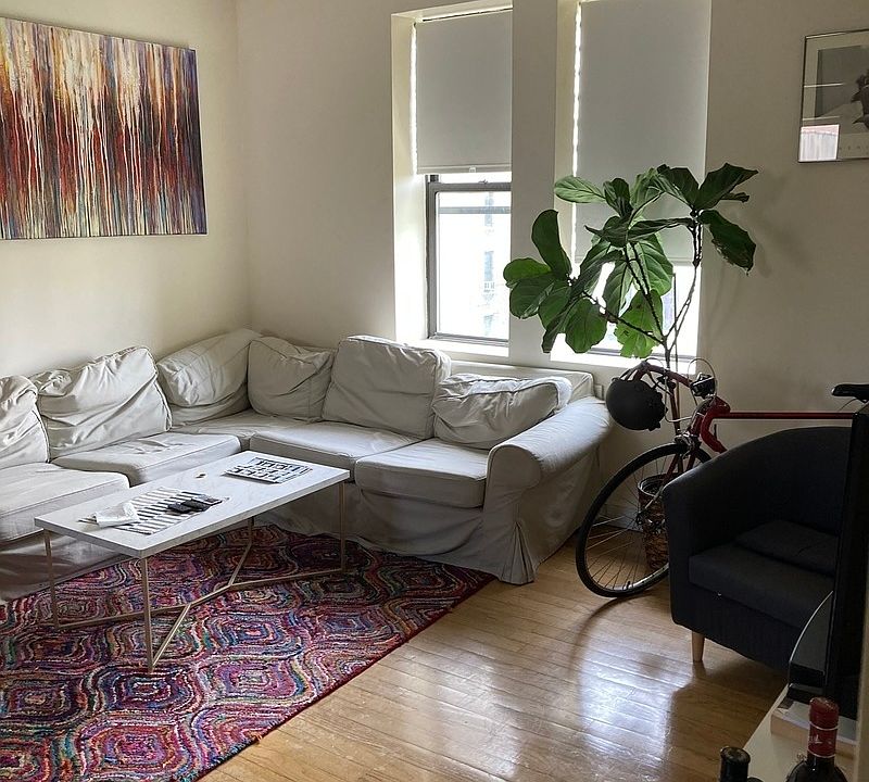 1st image of 61 W 106th St APT 6B