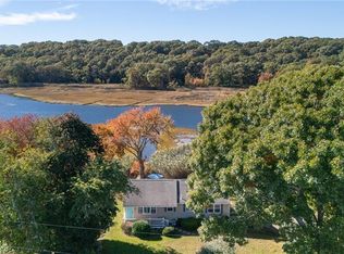 74 Circuit Dr, Narragansett, RI 02882