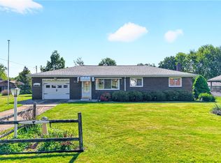 116 Crandon Cir, Beaver, PA 15009