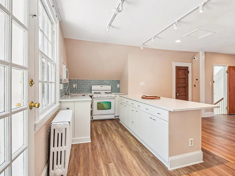 3510 Greenmount Ave #3 — Photo 3