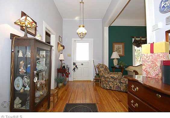 4th image of 5506 Main St