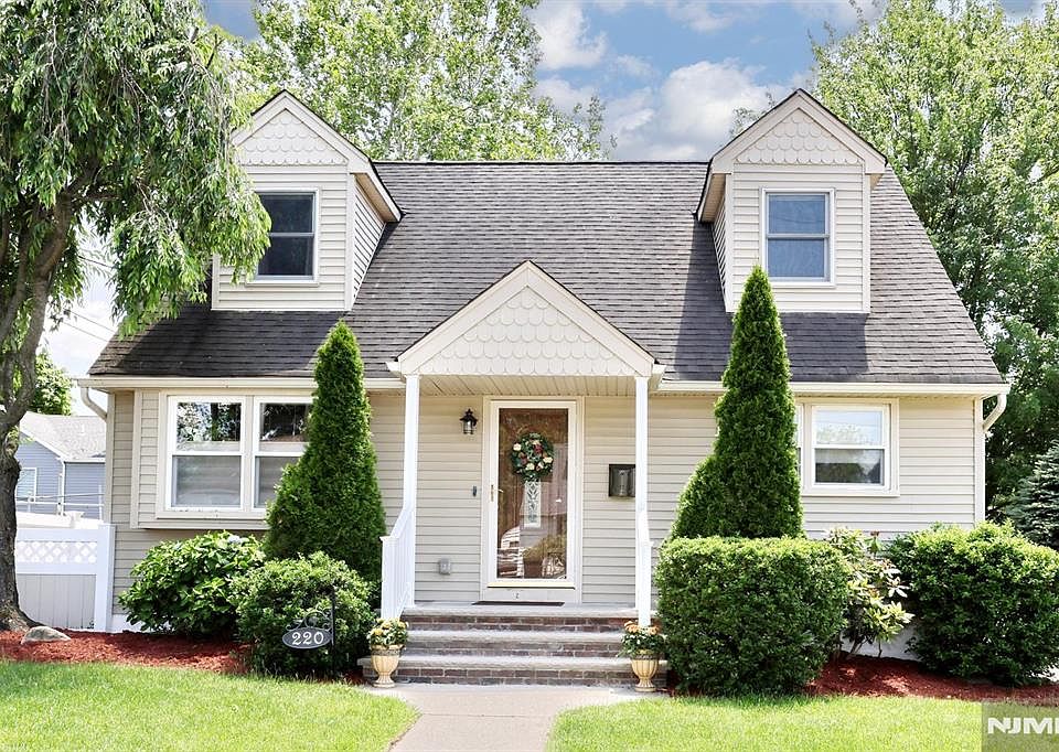 1st image of 220 New Jersey Ave