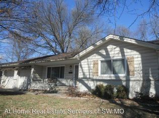 303 E Seminole St, Springfield, MO 65807