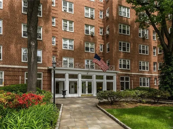 949 Palmer Road #1B, Bronxville, NY 10708